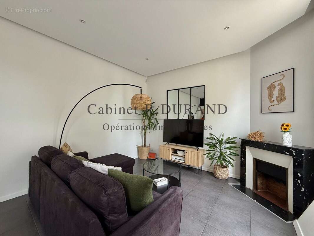 Appartement à COLOMBES