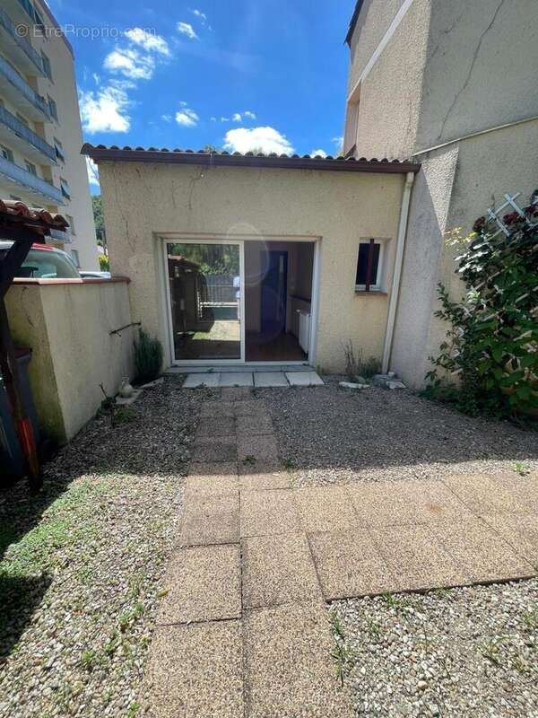 Maison 110 m² à Cahors  - photo 2