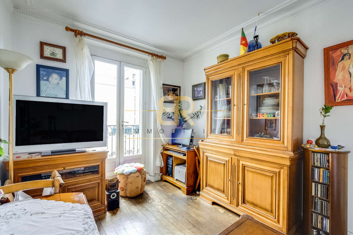 Appartement à PARIS-11E