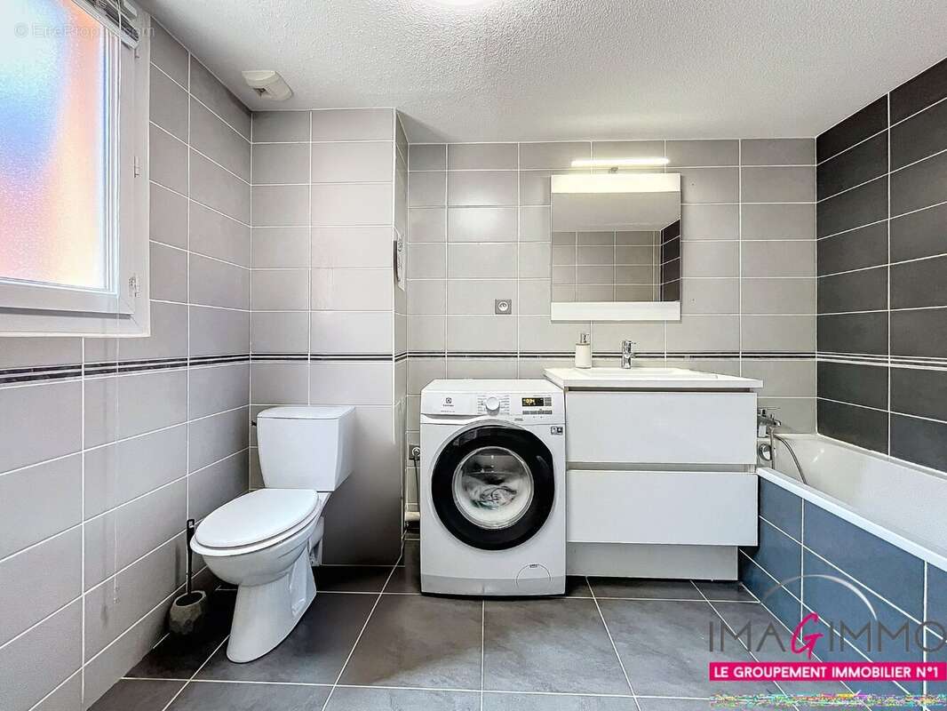 Appartement à MAUGUIO