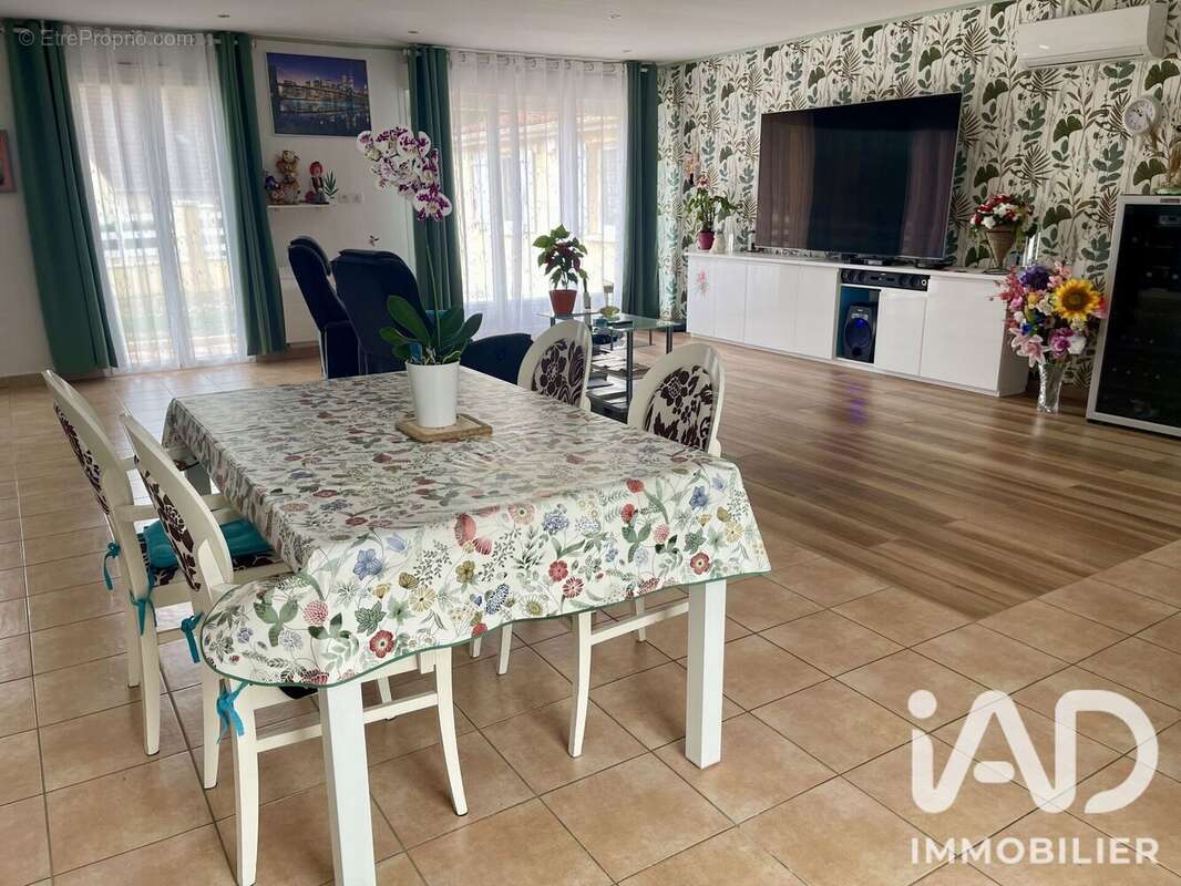 Maison 100 m² à Armeau  - photo 3