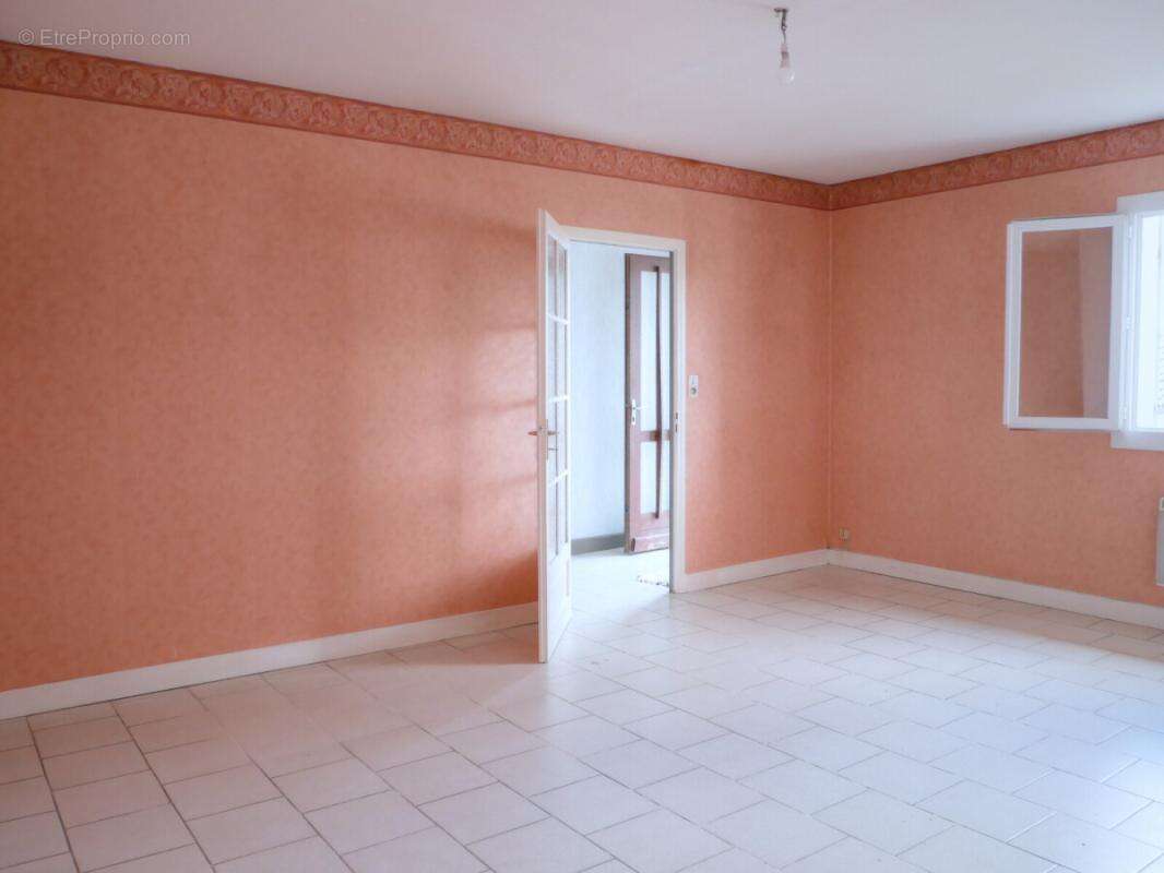 Maison à LAVARDAC