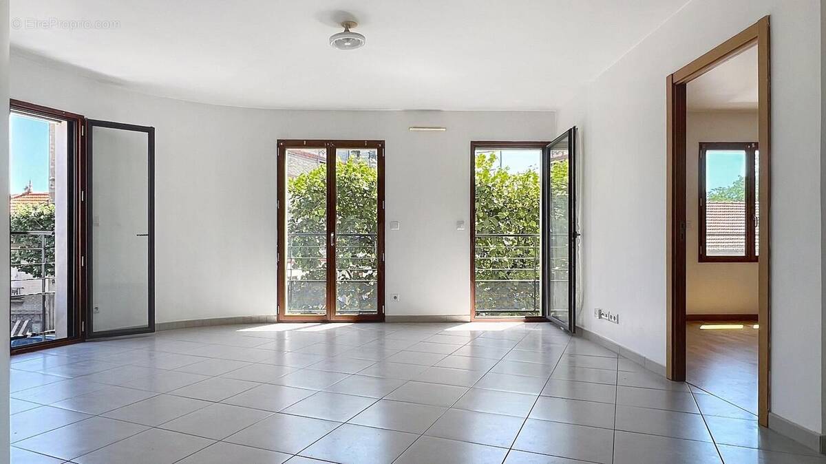 Photo 1 - Appartement à MAISONS-ALFORT