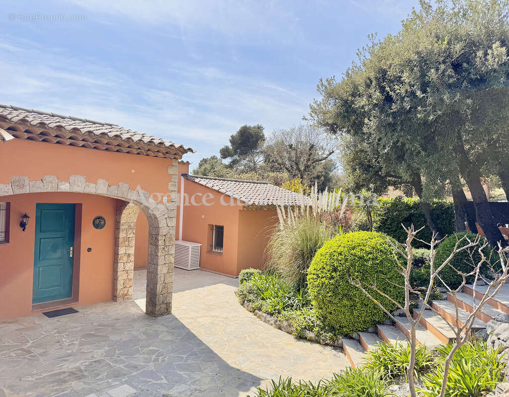 Maison à CABRIS