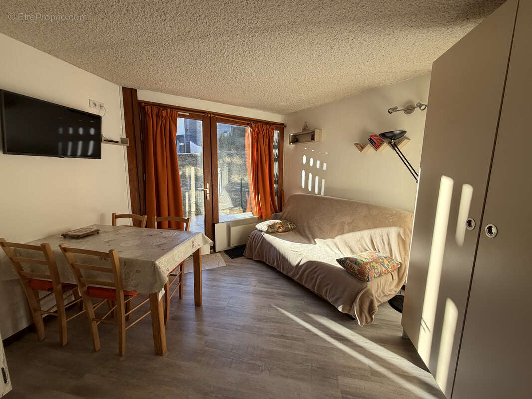 Appartement à LAVEISSIERE
