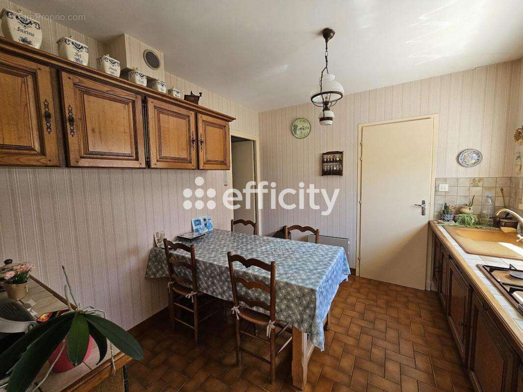 Maison 126 m² à La Rochelle  - photo 8