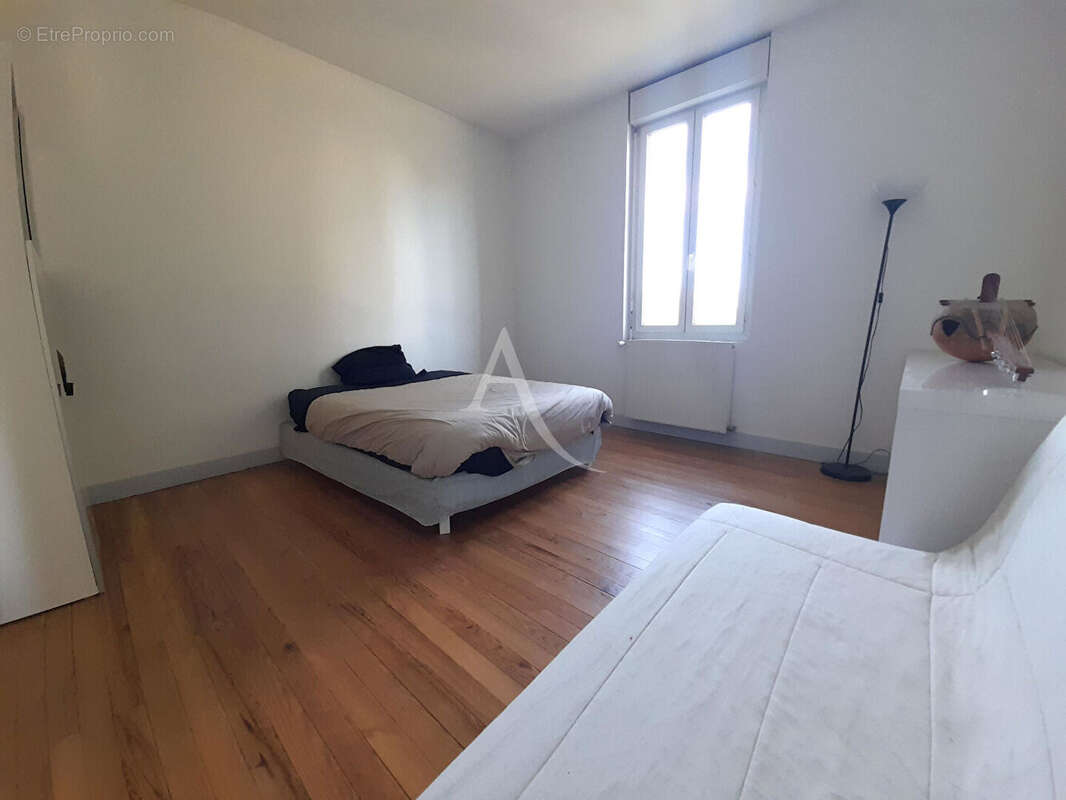 Maison à SAINT-MEDARD-EN-JALLES