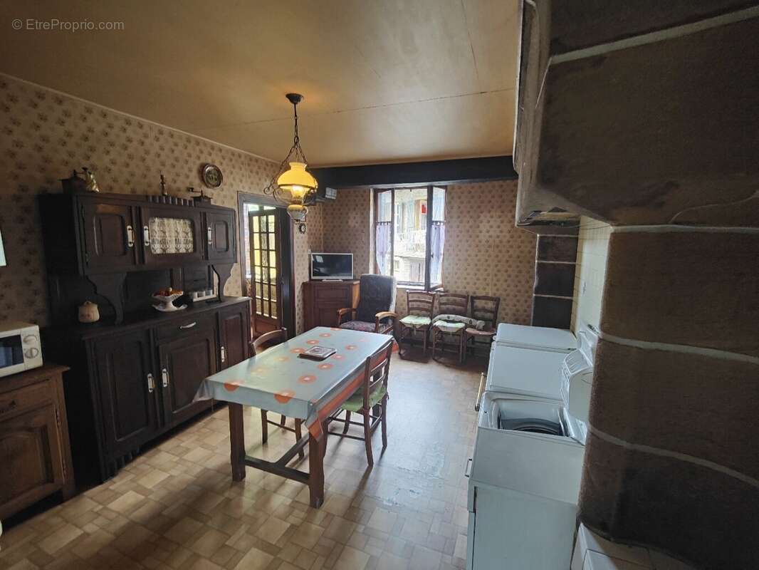 Calmont-maison avec jardin a renover - photo 9