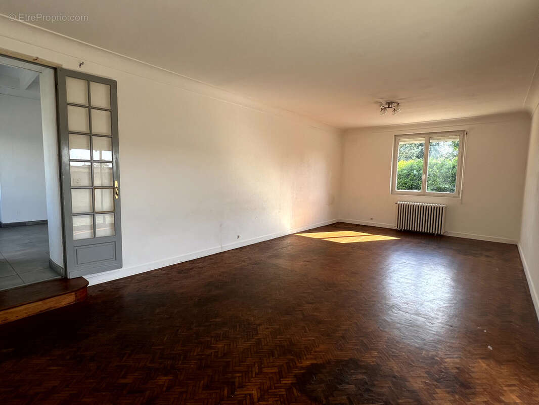 Maison à SAINT-PARDOUX-DU-BREUIL