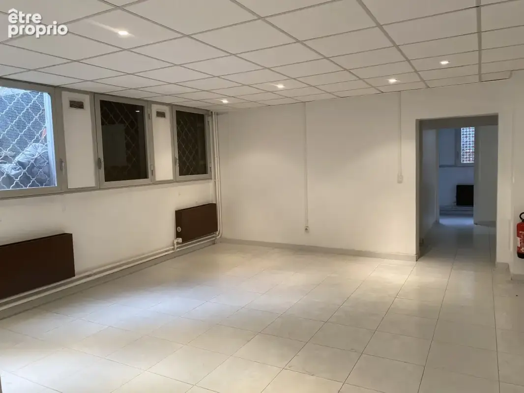 Commerce 385 m² à vendre à Paris-13e (75013) - photo 2