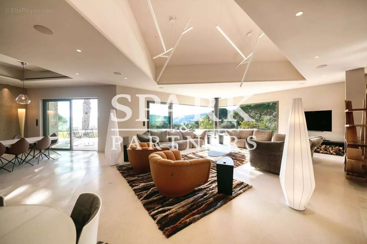 Maison à RAMATUELLE