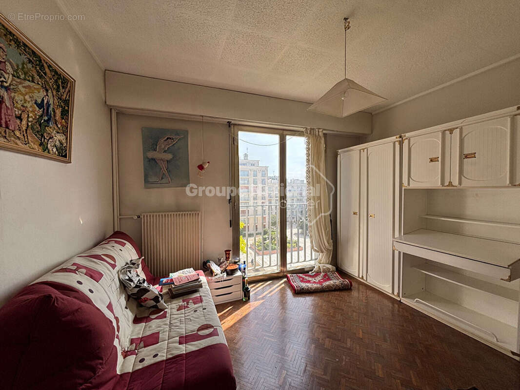 Appartement à VERSAILLES