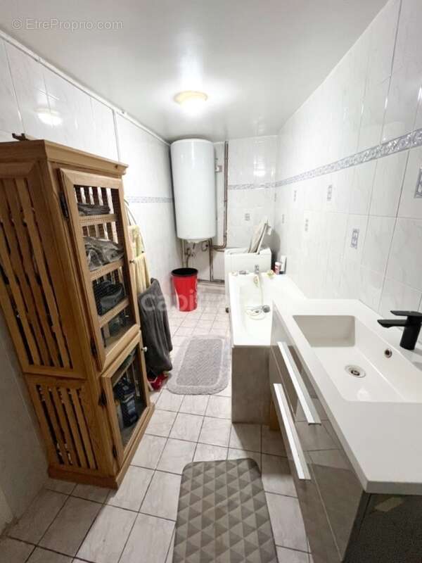 Maison à FORCALQUIER