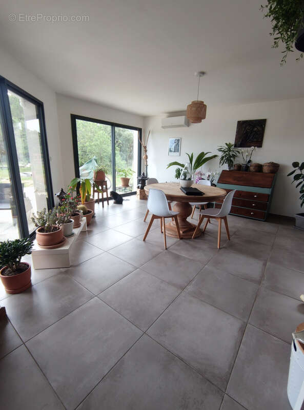 Villa independante 126m2 sur 921 m2 de terrain vue degagee - photo 12