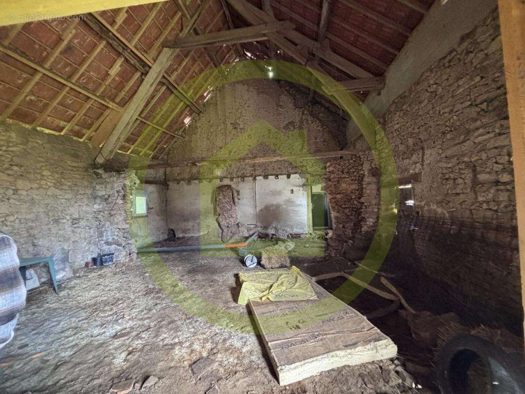 Maison à BORD-SAINT-GEORGES