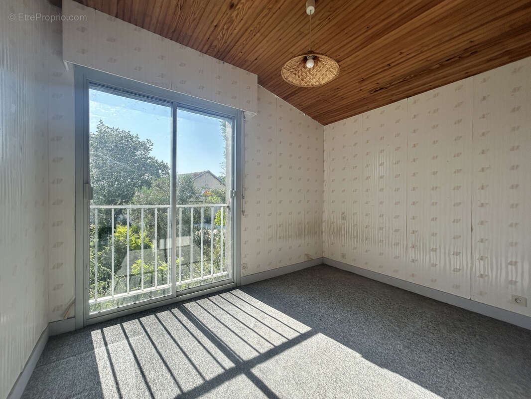 Maison à BRIE-SOUS-ARCHIAC