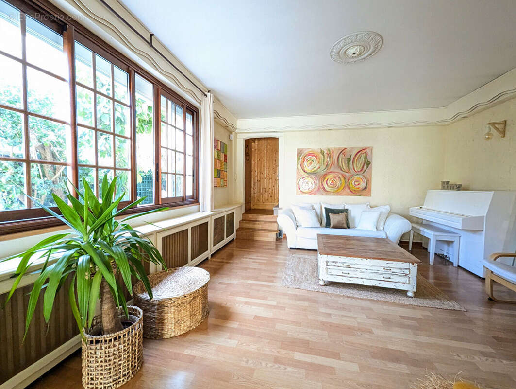 Maison à FONTENAY-SOUS-BOIS