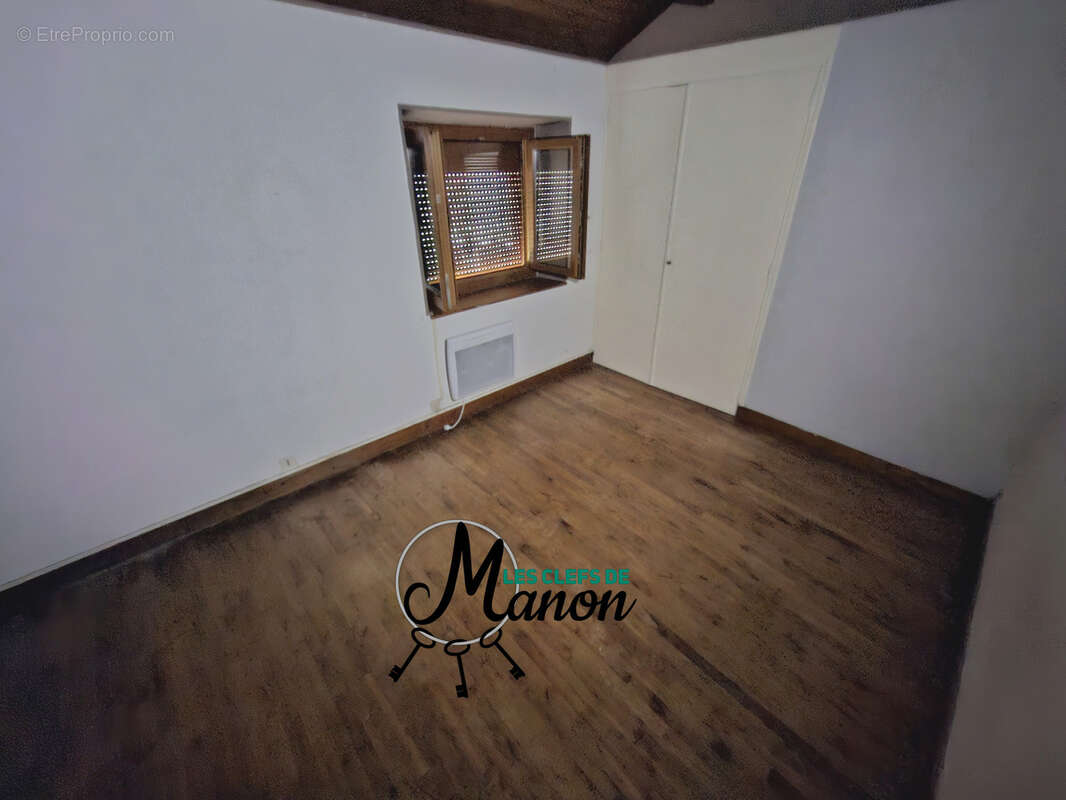 Maison à SAINT-LEGER-LA-MONTAGNE