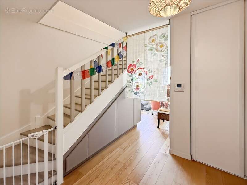 Superbe Duplex T4 - Double Terrasse - Parking - Entre Nansouty et Barrière de Bègles - photo 11