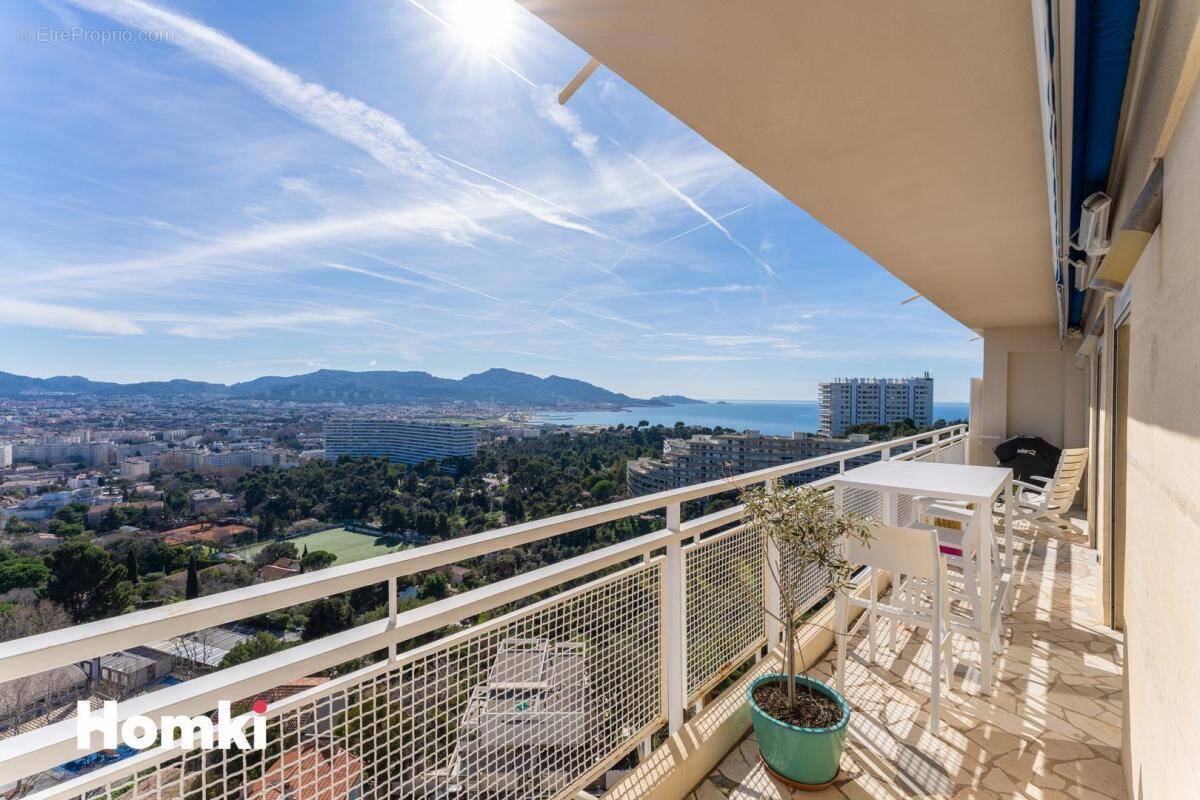 Appartement à MARSEILLE-8E