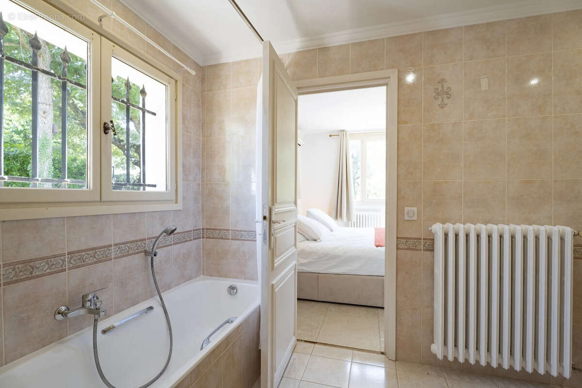 Maison à LE ROURET