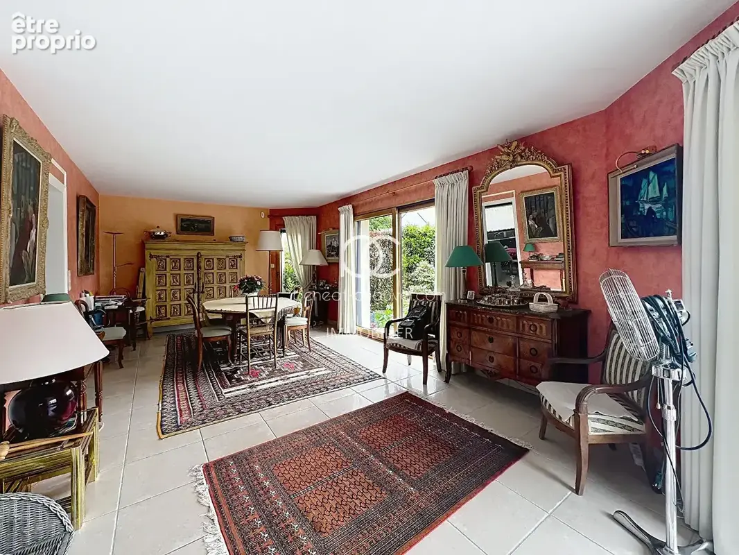Plescop - Maison familiale de charme avec jardin arboré - photo 7