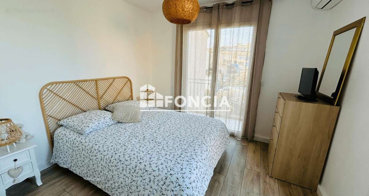 Maison à ROQUEBRUNE-SUR-ARGENS