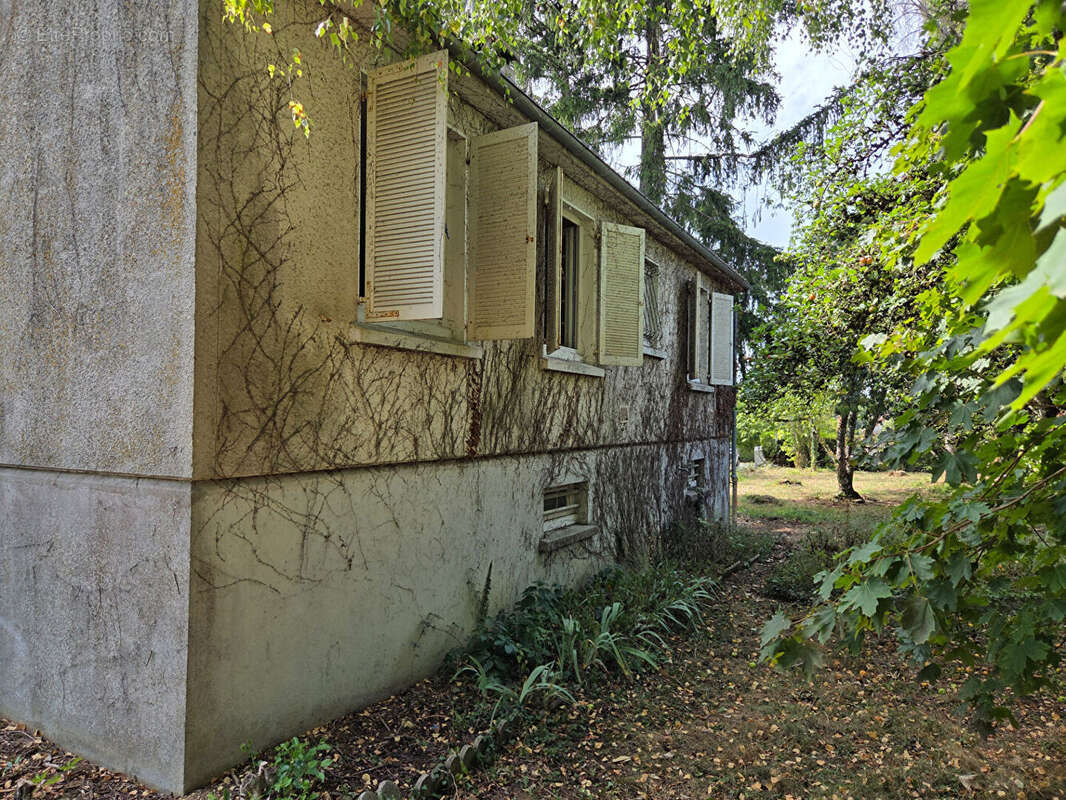 Maison à SAINT-BENIN-D&#039;AZY