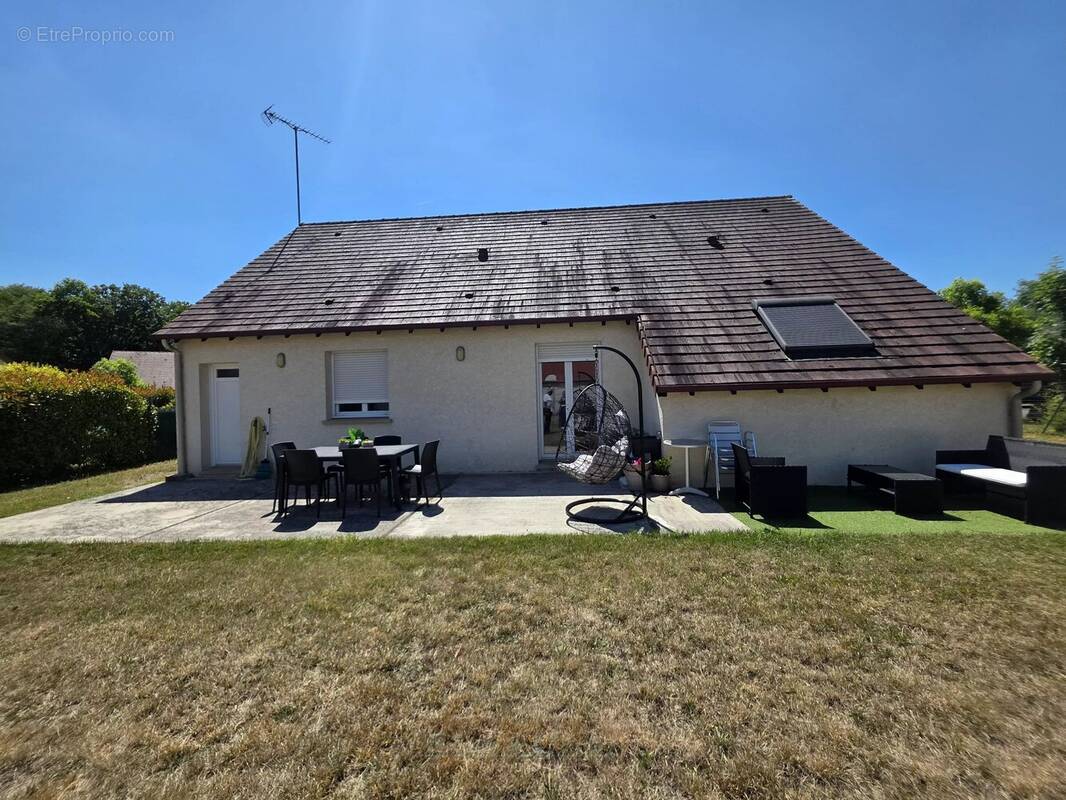 Maison à CORQUILLEROY