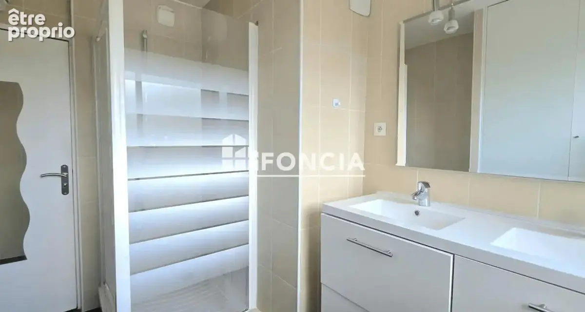 F3 spacieux avec balcon dans résidence sécurisée et fermée - photo 4