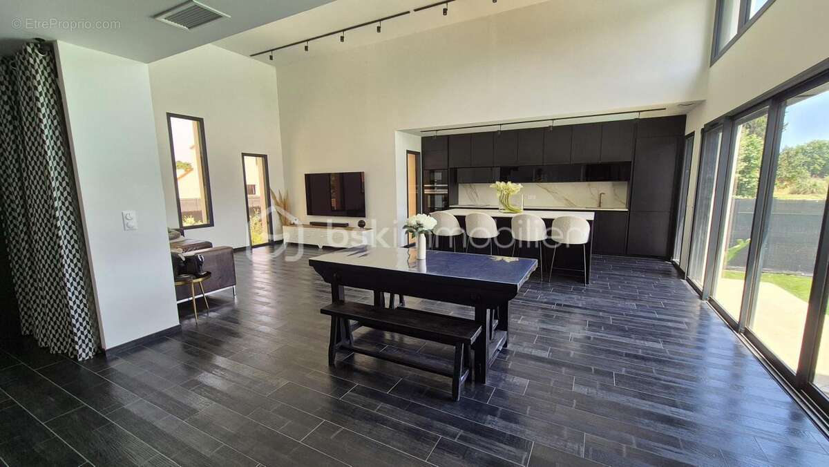 Maison à SAINT-CYPRIEN