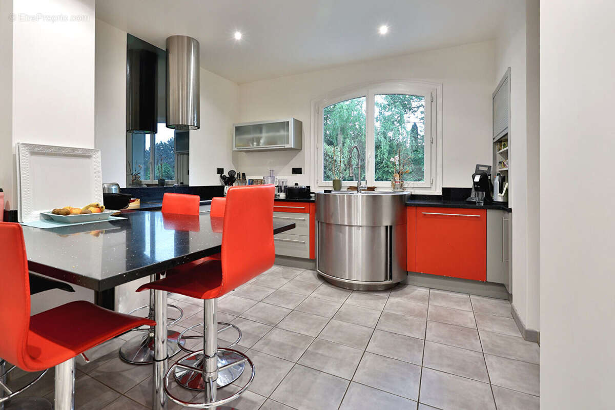 Maison à LA FOUILLOUSE