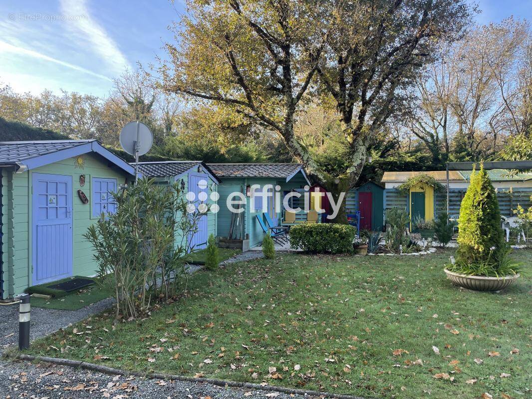 Terrain à SAINT-PIERRE-D&#039;OLERON