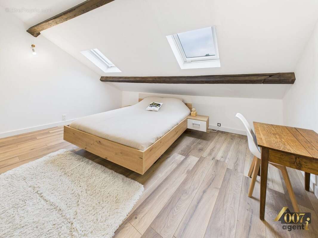 Appartement à AIX-LES-BAINS