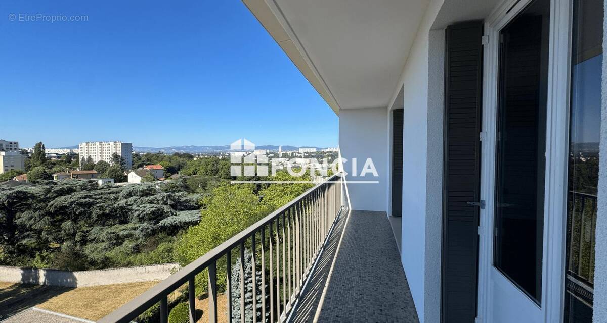 Appartement à CALUIRE-ET-CUIRE