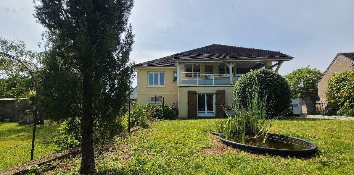 Maison à HUISSEAU-SUR-COSSON