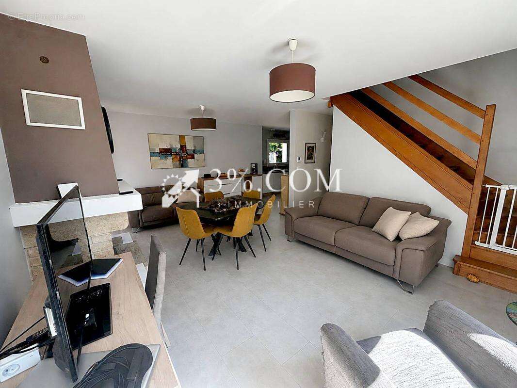 Maison 100m2 5095m2 de terrain avec piscine - photo 2