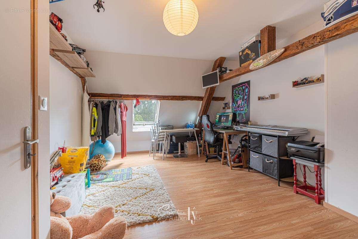 Maison à NEXON