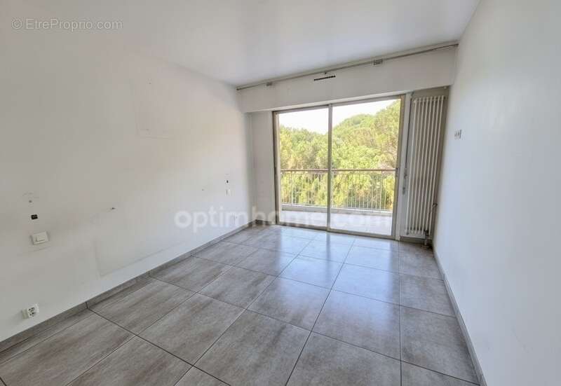 Appartement 2 pièces de 57 m² traversant avec terrasses dans résidence avec piscine - photo 12