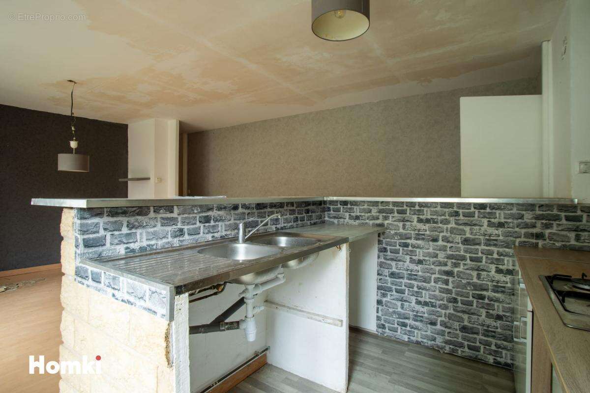 Appartement à LA SEAUVE-SUR-SEMENE