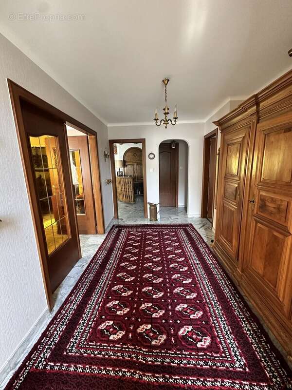 Entrée + vestiaire - Maison à HOENHEIM