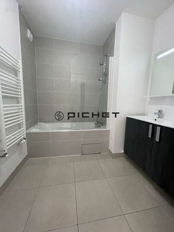 Appartement à VILLENAVE-D'ORNON