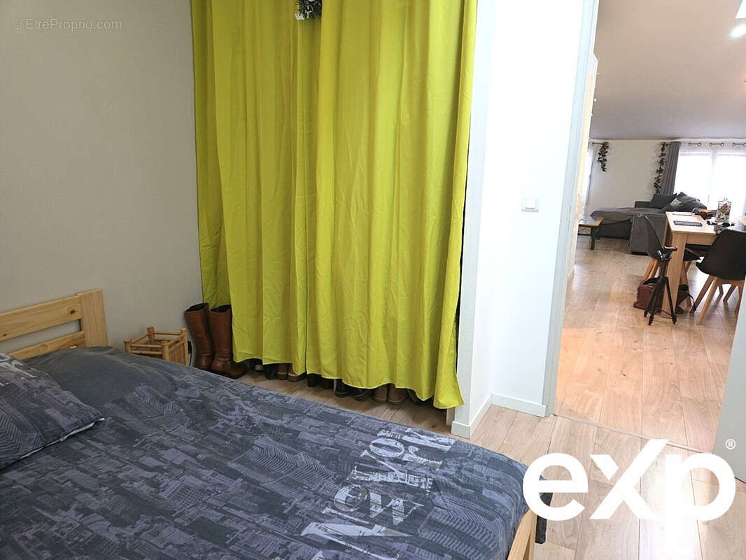 Maison à SOLLIES-PONT