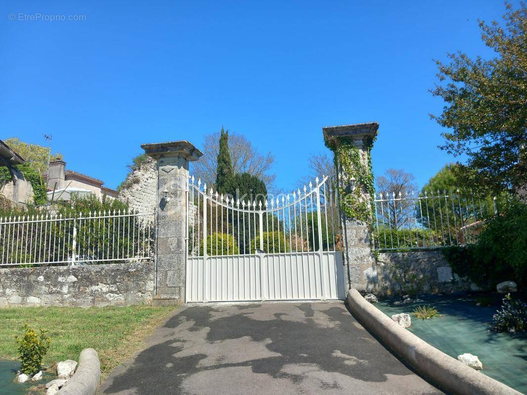 Maison à NERAC