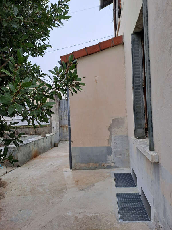 Appartement à LYON-8E