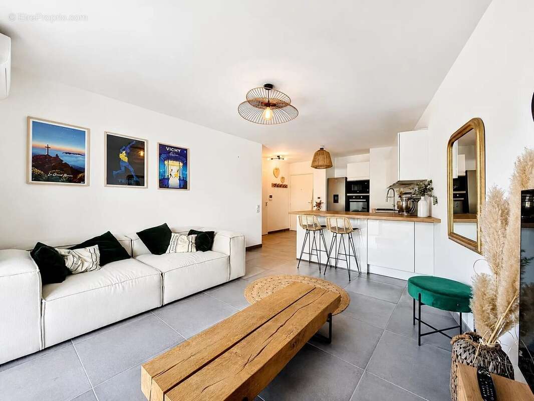 Appartement à MARSEILLE-9E