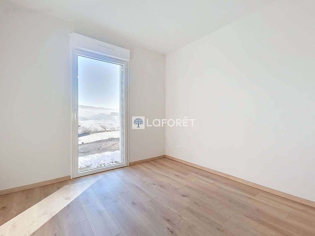 Maison à SAINT-PRIVAT-DU-FAU