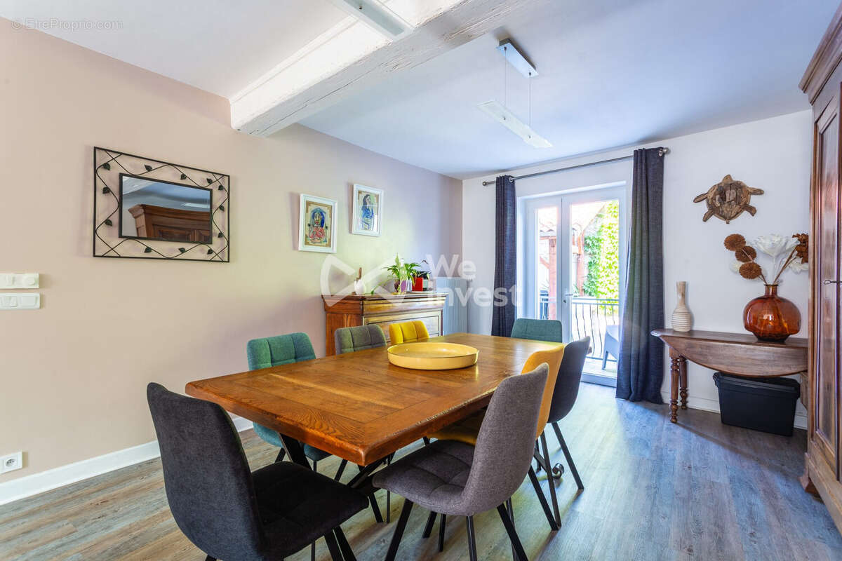 Maison 182 m² à Vernaison  - photo 7