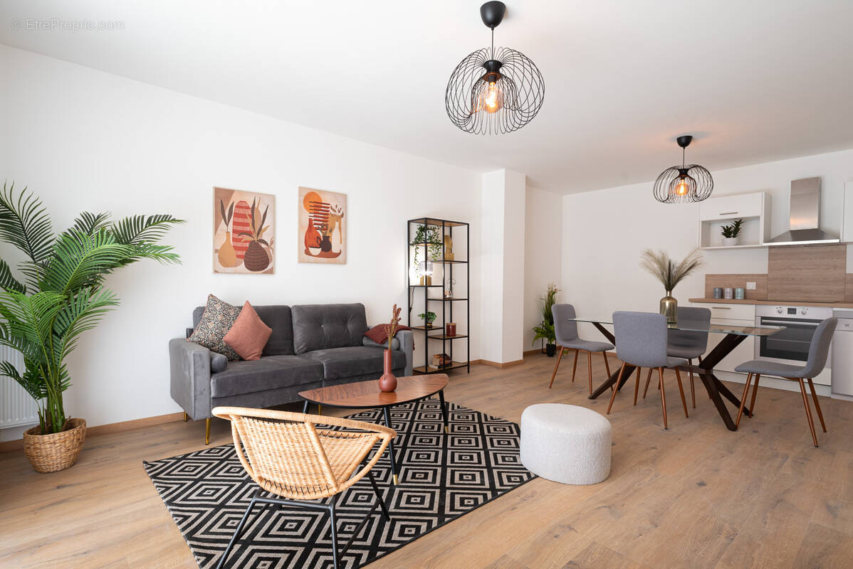 Appartement à CORMELLES-LE-ROYAL