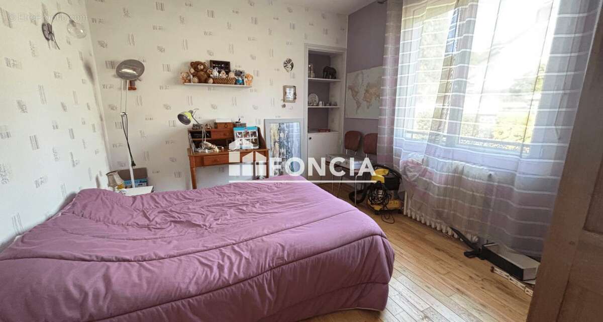 Maison à SILLE-LE-GUILLAUME